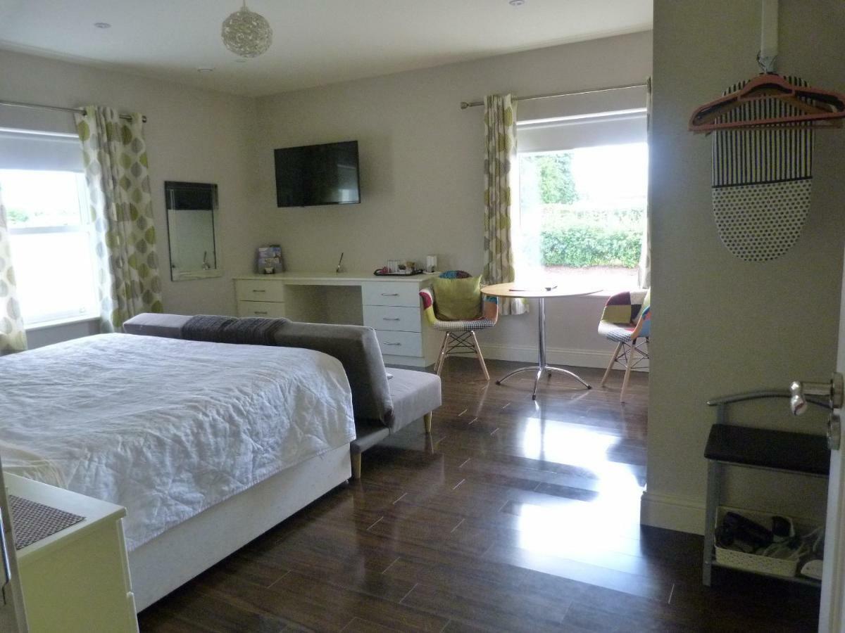Arvalee Retreat With Outdoor Hottub Omagh Exterior foto